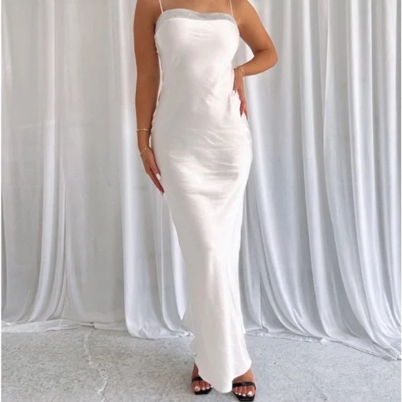 Selfie Leslie White Spaghetti Strap Slip Maxi Dress - Picture 3 of 4